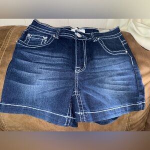 Stylish Blue Denim Women's Shorts